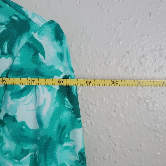 Tommy Bahama Women's Waterproof Windbreaker Jacket - Picture 5 of 6